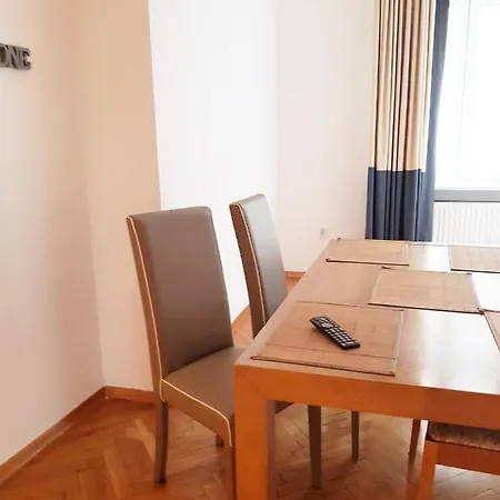 Kamienica Bankowa Bed & Breakfast