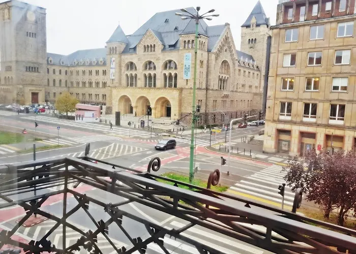 Kamienica Bankowa 3*